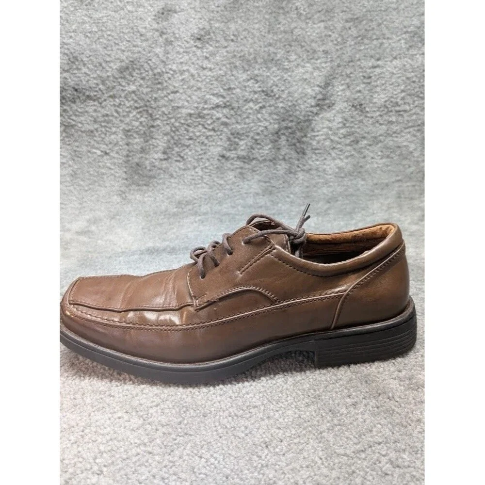 Thom McAn Men’s Dress Shoes Size 8 Brown Oxford Man Made Upper Leather Lining